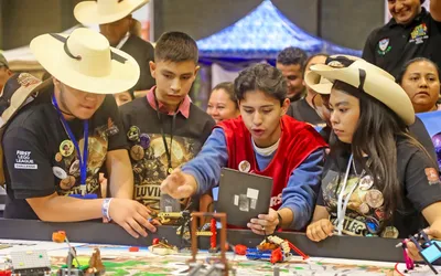 Actualmente existen 202 clubes de robótica distribuidos en los 125 municipios del estado.