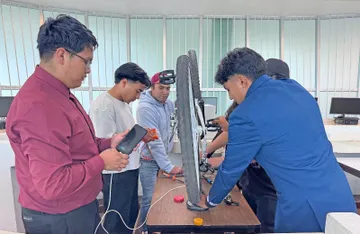 Estudiantes de Jiquipilco crean bicicleta que produce energía eléctrica