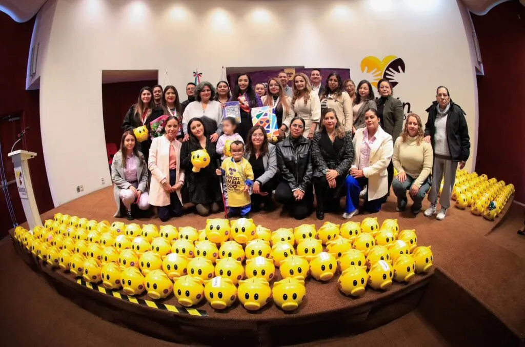 Con la entrega de 300 alcancías a la fundación Teletón, gobierno de Naucalpan reafirma su compromiso con la inclusión