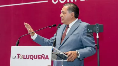 Inicia Ricardo Moreno histórico programa de bacheo en todas las delegaciones del municipio