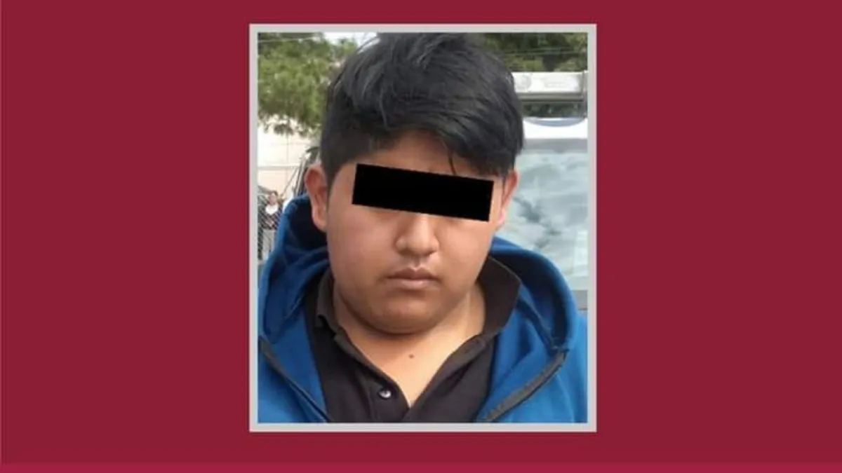 Policías Estatales detienen a hombre con submetralladora en Temoaya