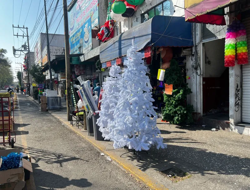Toluca: Regresan ambulantes a las calles de tras ganar amparo