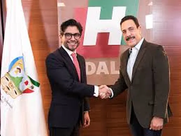 José Luis Romo Cruz exsecretario de Sedeco Hidalgo durante acto público.