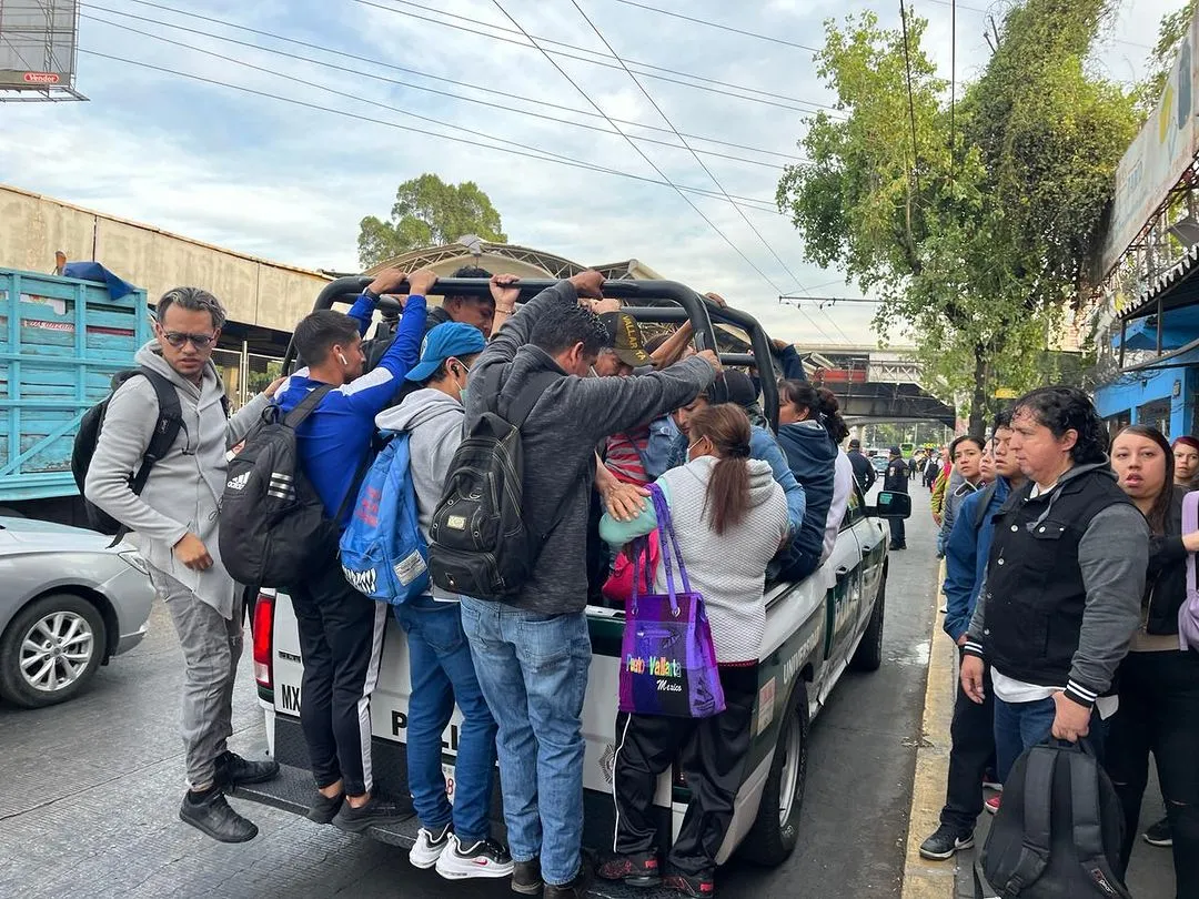 “Estructura de L5 no está comprometida”, dice director del Metro tras volcadura de tráiler