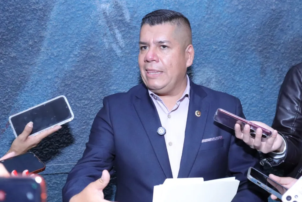 Diputado Isaac Hernández rechaza ser deudor alimentario