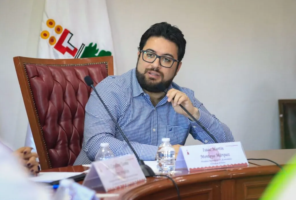 Suscribe gobierno de Naucalpan convenio de coordinación con INVAEMEX