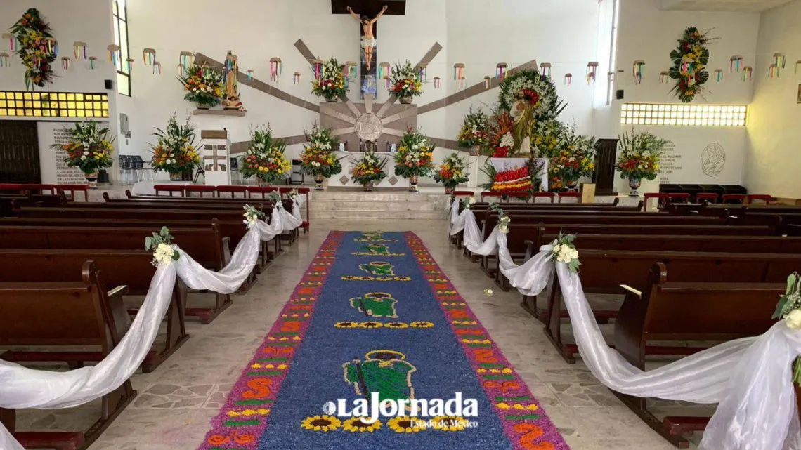 Ecatepec: Devotos se encomiendan a San Judas Tadeo