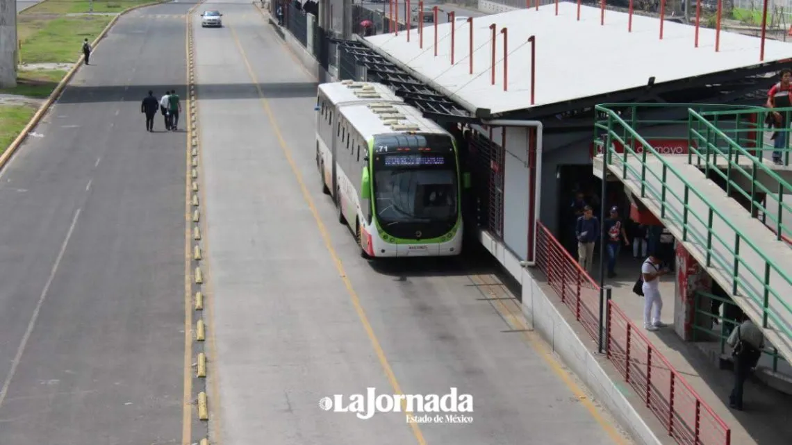 Reducen 80% infracciones por invasión de carril del Mexibús en Neza