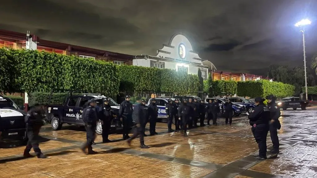 Dan de baja a 48 policías municipales de Valle de Chalco