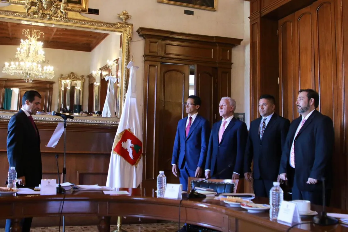 Toluca: Cabildo aprueba mejoras para el funcionamiento de la administración
