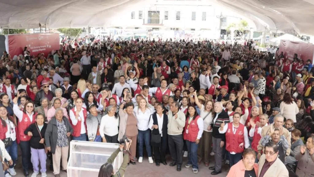San Mateo Atenco celebra con alegría a las personas Adultas Mayores en su día