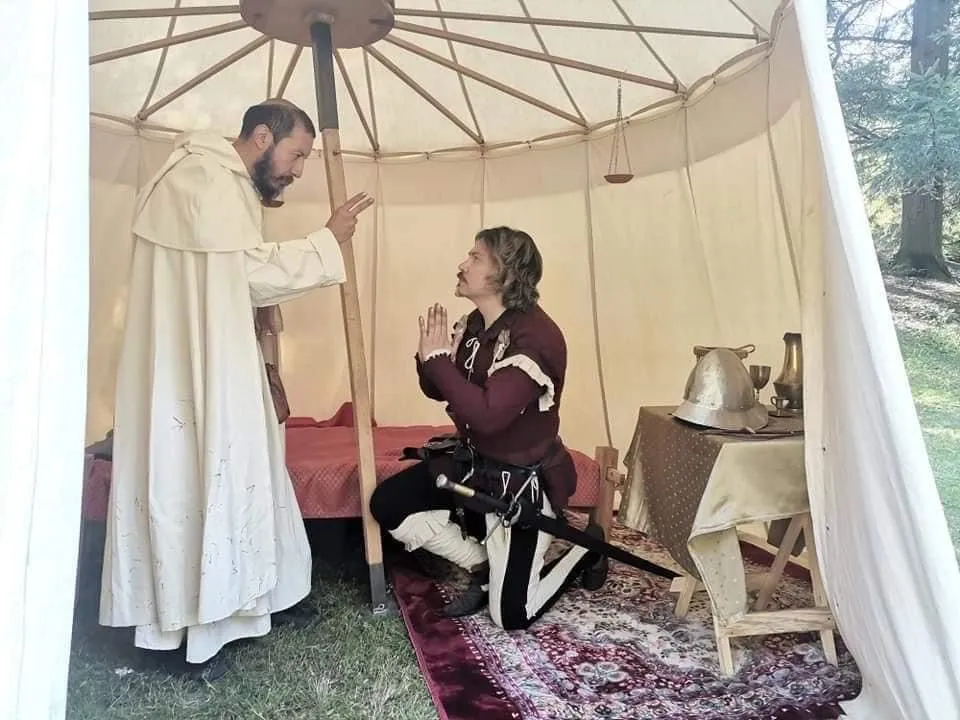 Recrean la Conquista en museo en vivo de Teotihuacán