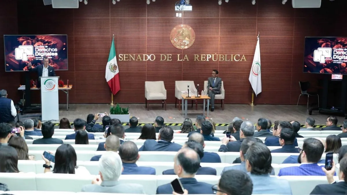 Senado reconoce a Gobierno del Edomex por plataforma que agiliza trasplantes 