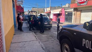 Hallan a cuatro cuerpos dentro de autos en Otumba y Jaltenco