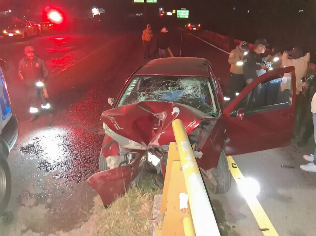 Fatal accidente en la Toluca-Zitácuaro deja un hombre sin vida