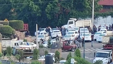 Los accesos por El Arco y El Fresno se encuentran cerrados por transportistas del sindicato temporalmente.