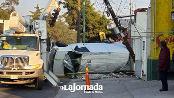 El accidente ocasionó severas afectaciones al tránsito en las avenidas Alfredo del Mazo e Isidro Fabela.