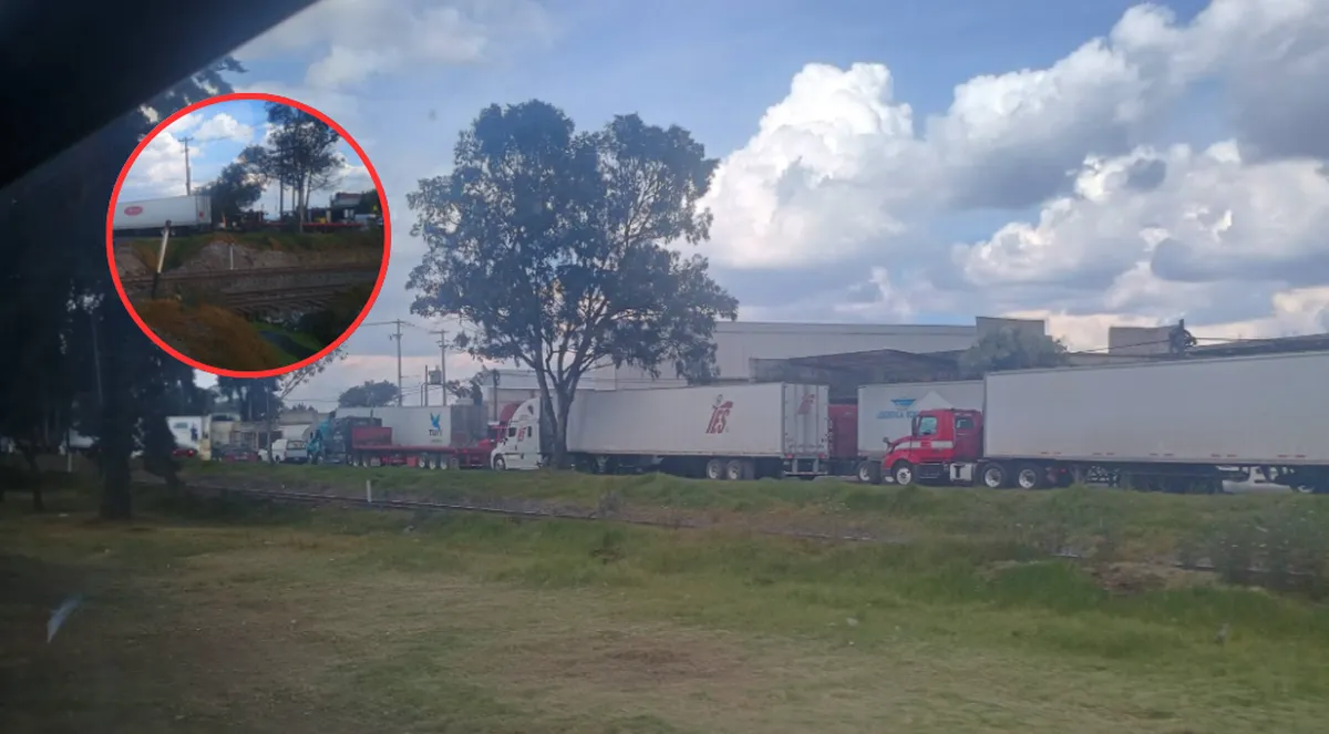 Accidente de tráiler provoca cierre parcial en el puente de San Pablo