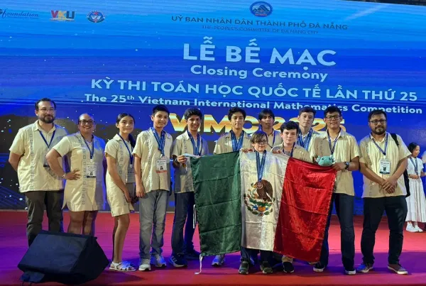 La delegación mexicana también fue distinguida con un trofeo especial como la “delegación más amistosa” durante la noche cultural del certamen.
