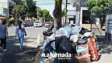 Basura en calles de Toluca es colocada por detractores: alcalde