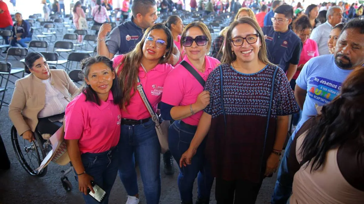 En Ecatepec se capacitan 600 mujeres como conductoras de transporte público