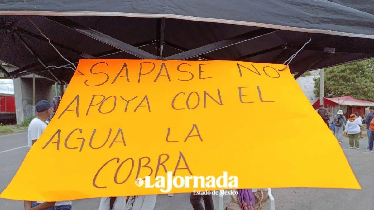 Por segundo día bloquean la Texcoco-Lechería por falta de agua