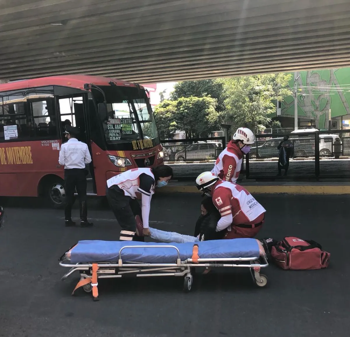 Mujer atropellada en Paseo Tollocan
