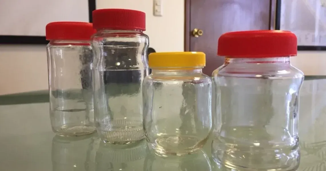 Recaudan frascos para promover la donación de leche materna 