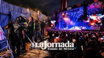 Caifanes hace vibrar a 75 mil almas en Toluca; asistentes derriban acceso de seguridad