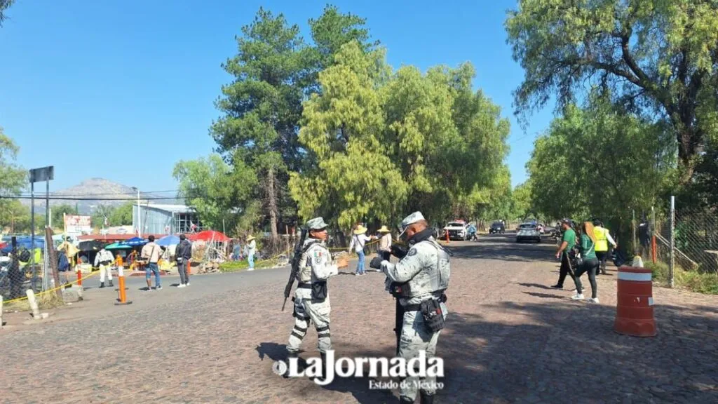 Retiran a ambulantes en la zona arqueológica de Teotihuacán