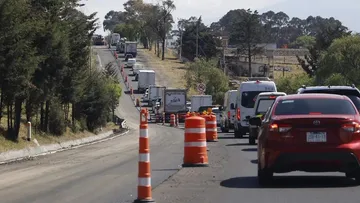 Alertan por desvíos y cierres en la carretera Toluca-Atlacomulco