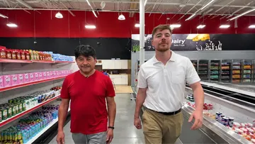 Don Juan García ganó el reto del supermercado de MrBeast
