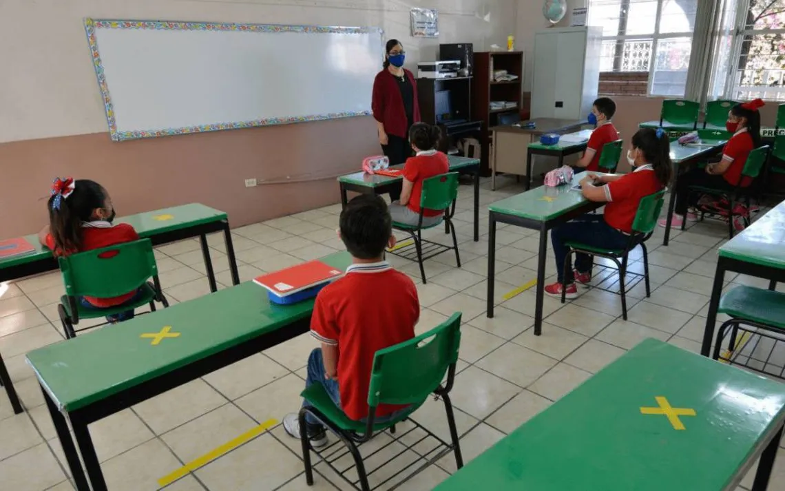 Edomex: De 2,000 a 20,000 pesos costará el regreso a clases en educación básica