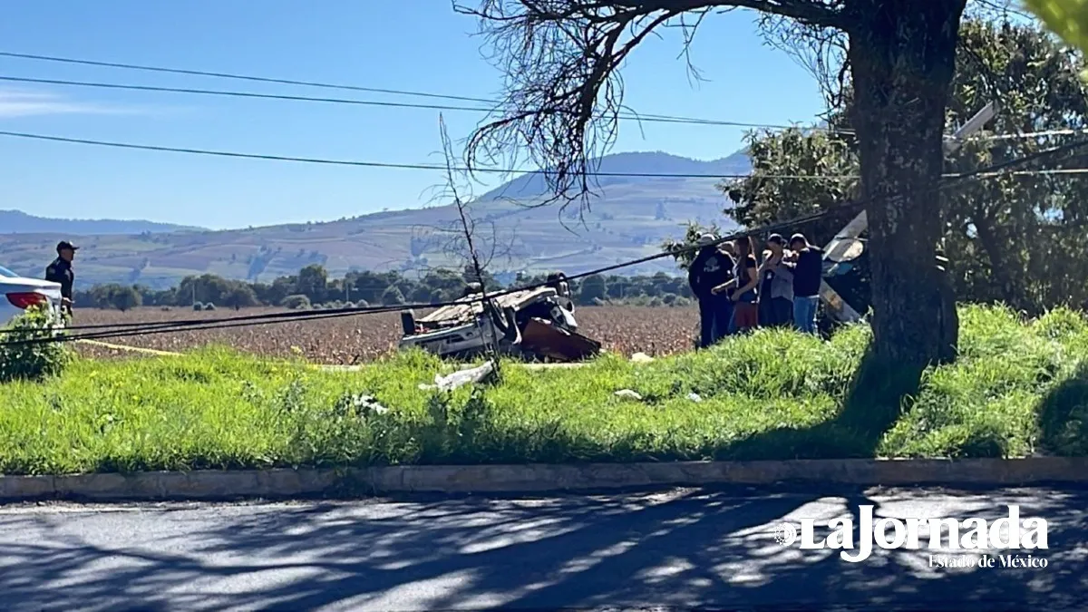 Tres mujeres pierden la vida en accidente en la Toluca- Tenango