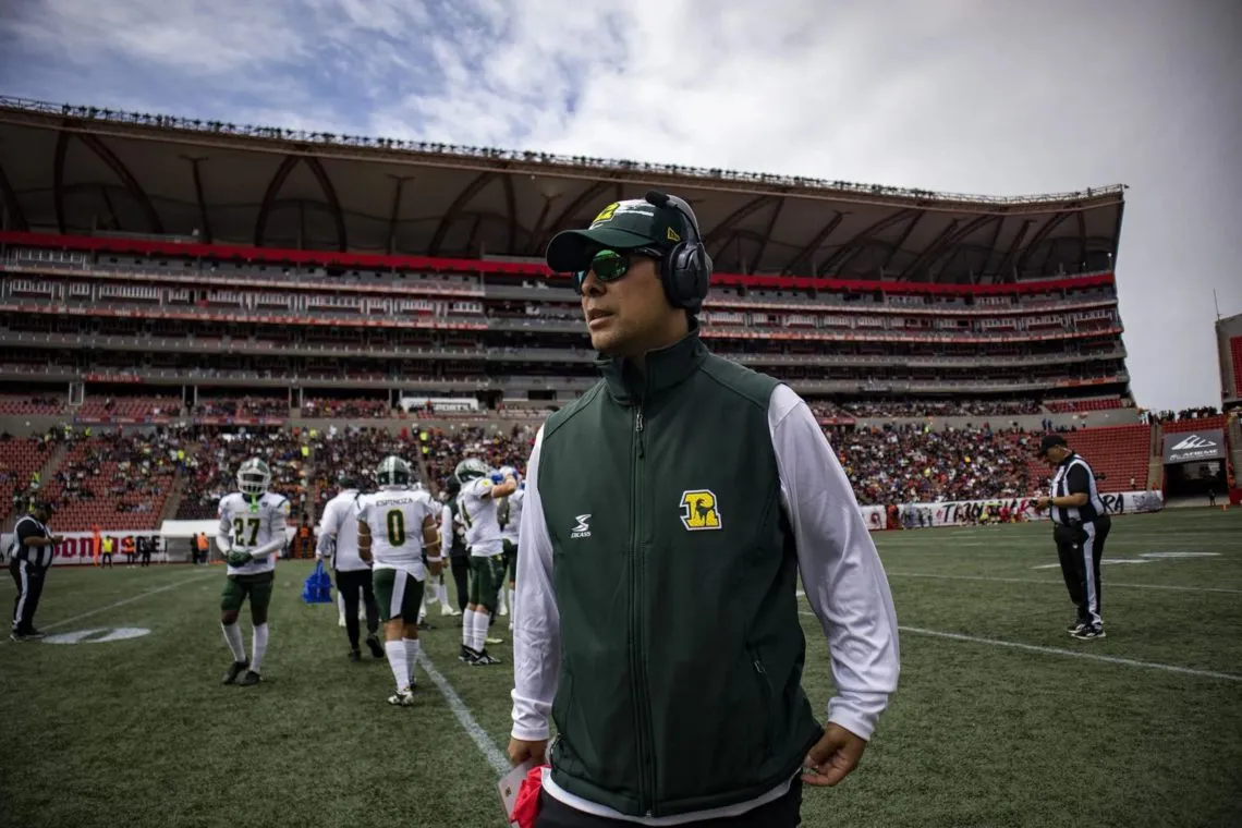 Head coach Gutiérrez Valdovinos, deja Raptors de la LFA