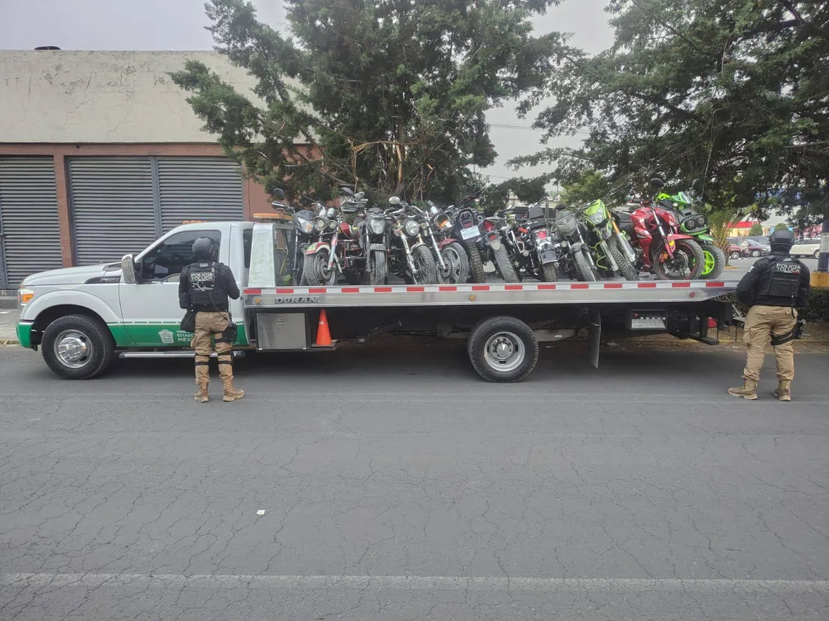 Aseguran 32 motocicletas robadas en Toluca y desmantelan presunto taller clandestino