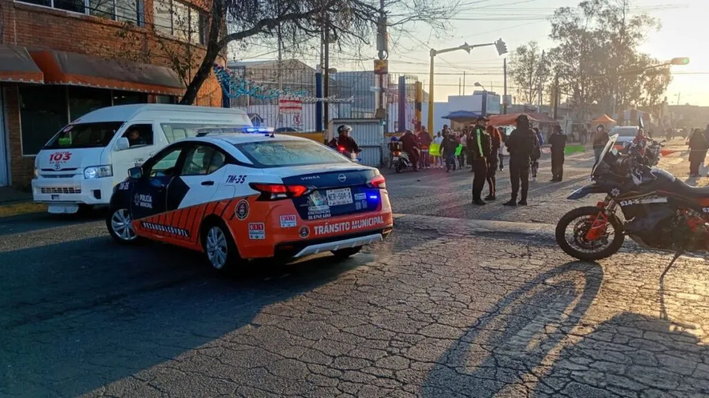 Vecinos de Nezahualcóyotl bloquean por falta de agua
