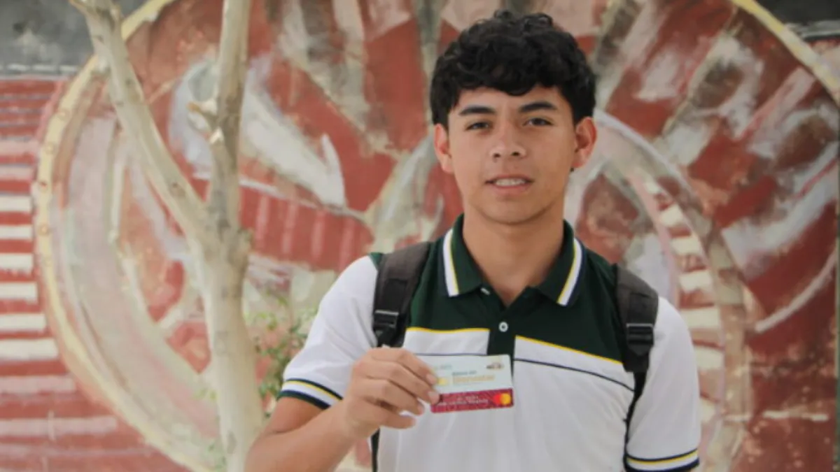 El primer depósito de los montos económicos que otorgan las Becas para el Bienestar en los tres niveles educativos.