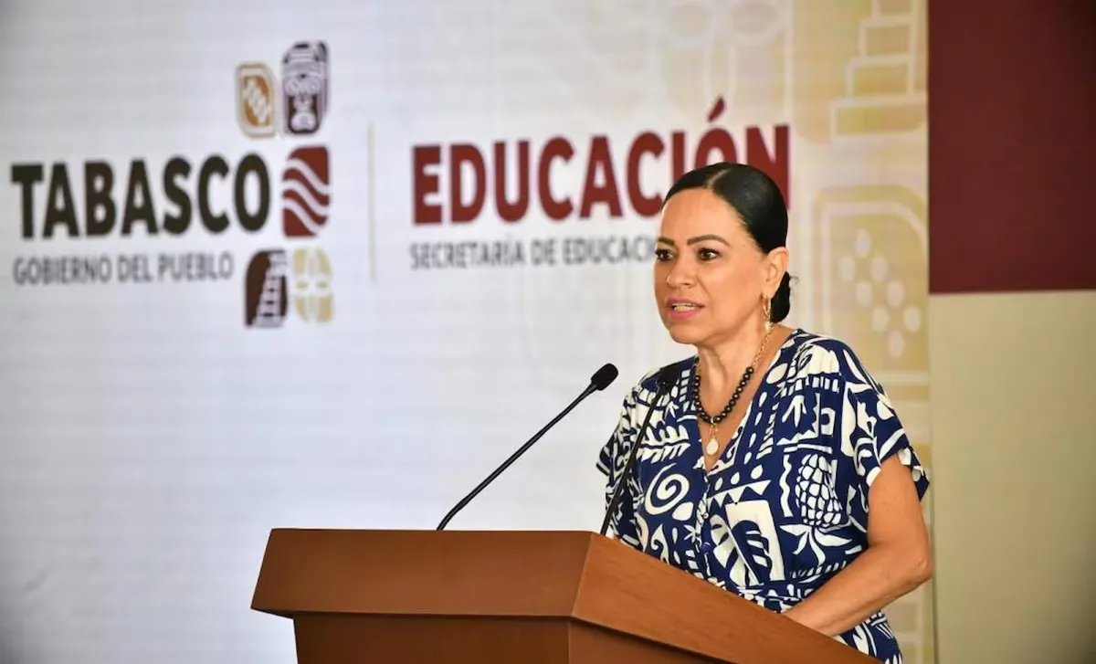 [VIDEO] Secretaria de Educación de Tabasco llama a jóvenes a formar familias en lugar de criar mascotas