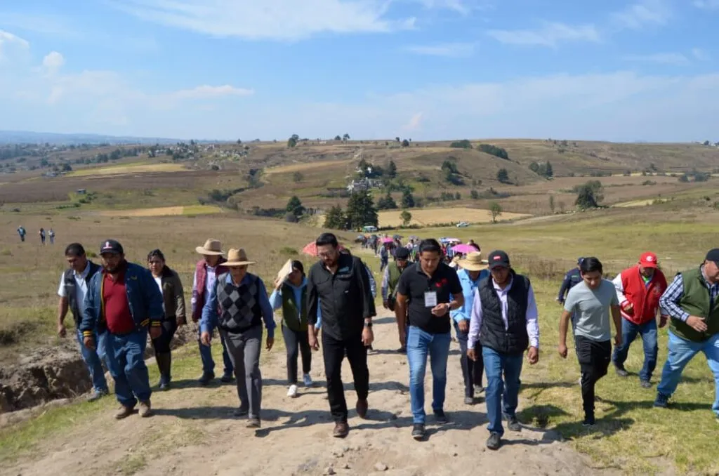 Continúa Adolfo Solis la transformación de Almoloya de Juárez: inicia panteón en San Francisco Tlalcilalcalpan y drenaje