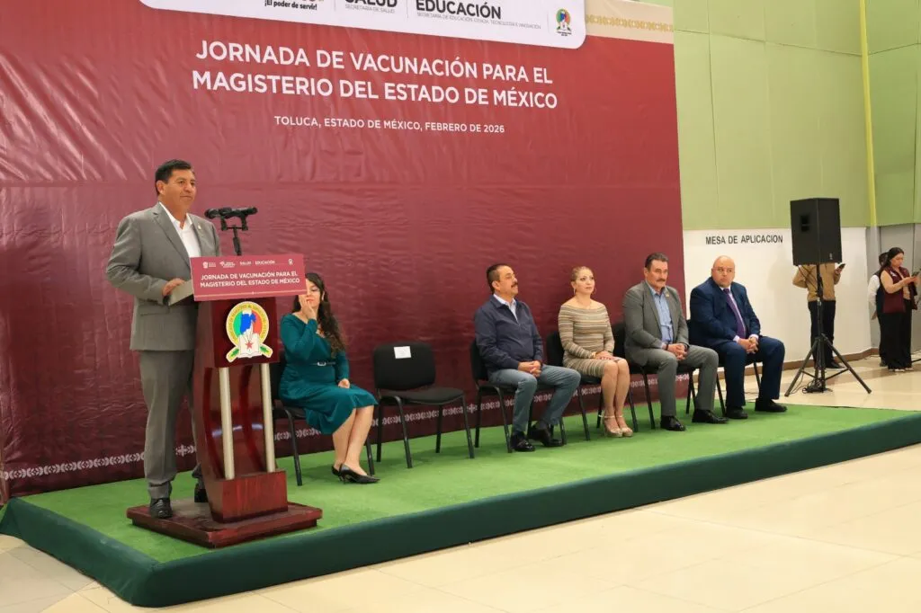 Educación y Salud mexiquense despliegan jornada de vacunación contra el sarampión en sedes del SMSEM