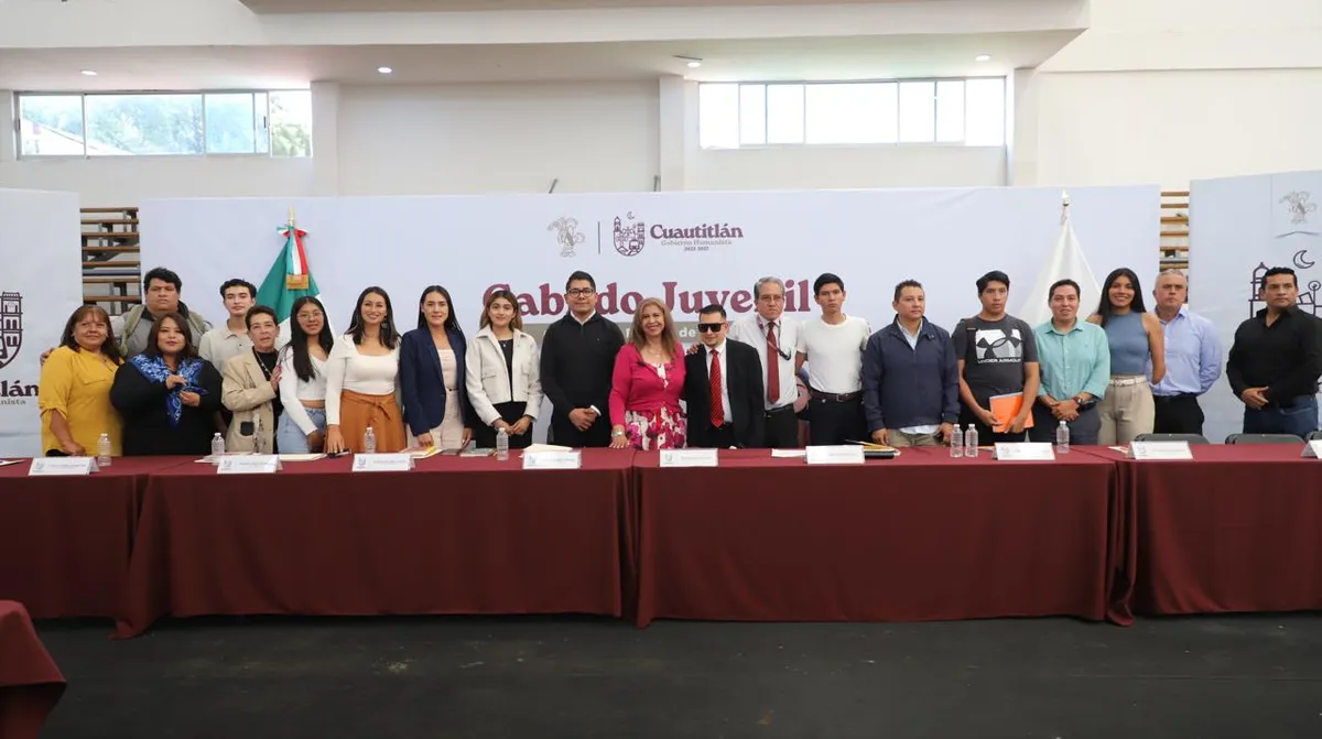 Cuautitlán celebra cabildo juvenil con la participación de jóvenes en el marco del día internacional de la juventud