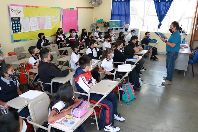 Piden hora extra de español y matemáticas en educación básica para abatir rezago