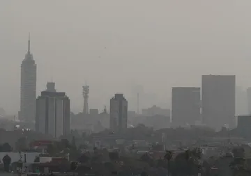 La medida busca reducir la exposición de la población a la contaminación y disminuir la generación de precursores de ozono.