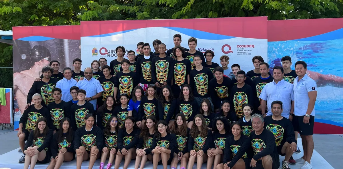 Nadadores mexiquenses cierran el año con preseas en Quintana Roo