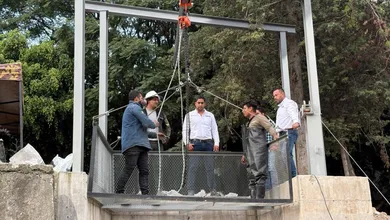Huixquilucan instala redes retenedoras de basura en la presa "El Capulín"