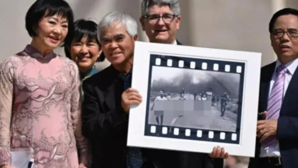No existen pruebas suficientes para confirmar ni refutar con certeza la autoría tradicional de la fotografía La niña del napalm.