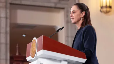 La presidenta de México informa sobre acuerdos internacionales, educación y energía tras gira en Europa.