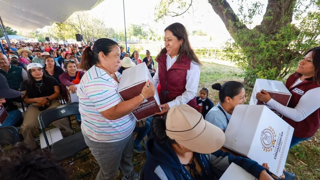 Alcaldesa de Chimalhuacán realiza última entrega anual de “Transformando la alimentación”