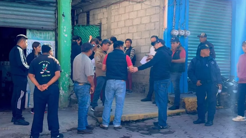 Vecinos y autoridades de Atlautla buscan a joven desaparecida